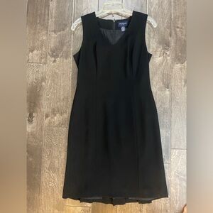 Elegant Black Sleeveless Dress